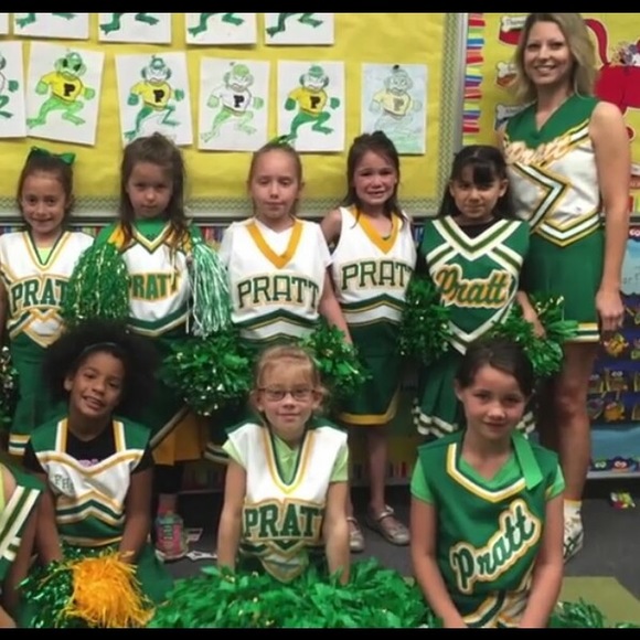 Meet your Posher, Isabel - Picture 1 of 1